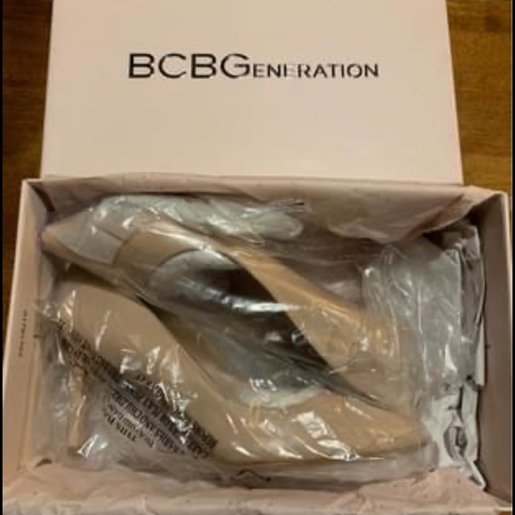 BCBG Heels - Picture 2 of 3